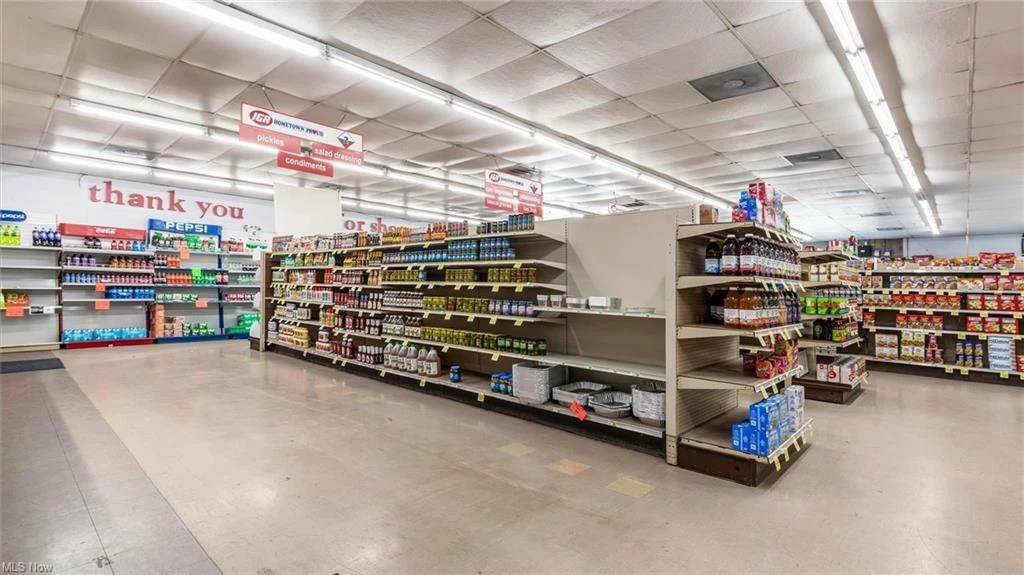 Gas Station & Grocery For Sale 
