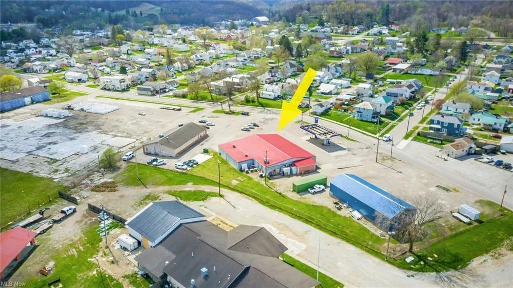 Gas Station & Grocery For Sale 
