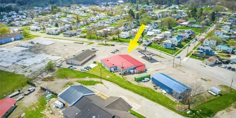 Gas Station & Grocery For Sale 