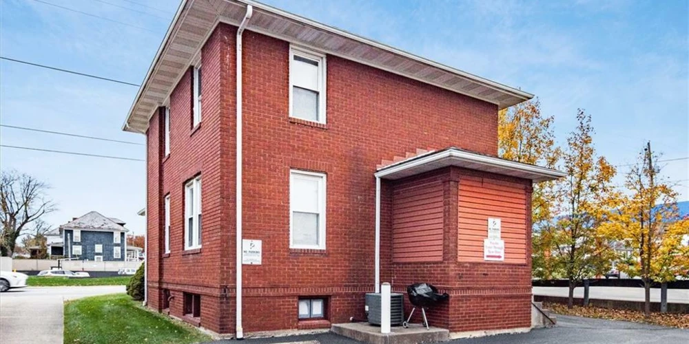 Two Mixed Use Duplex's For Sale 