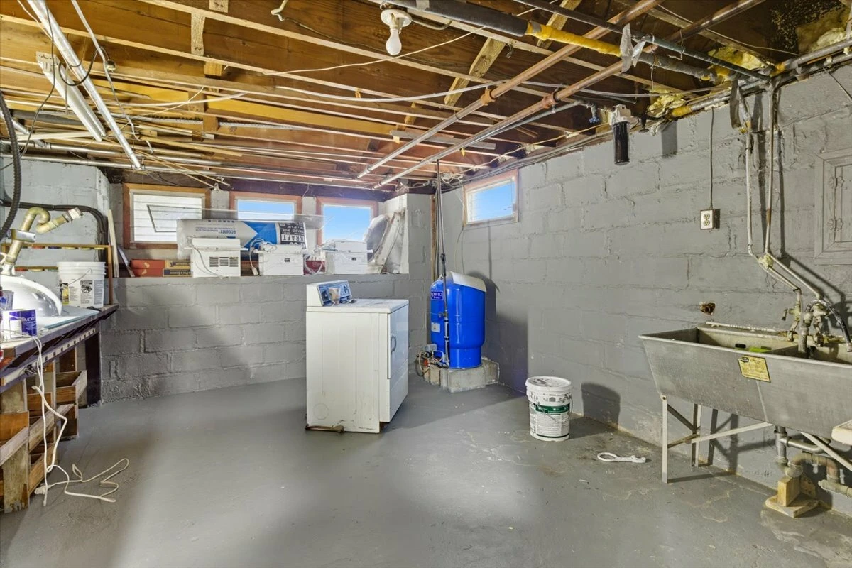 4110 Old Town Rd Mixed-Use Development Opportunity