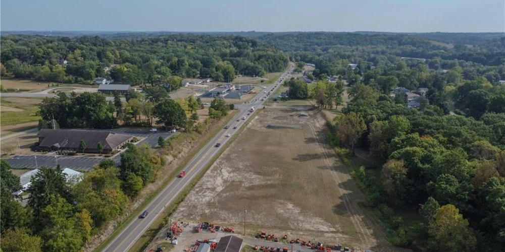 3322 Newark Rd, Zanesville, OH for sale