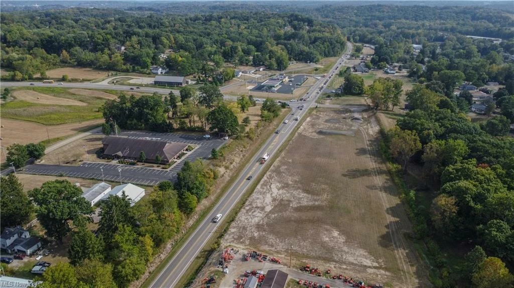 3322 Newark Rd, Zanesville, OH for sale