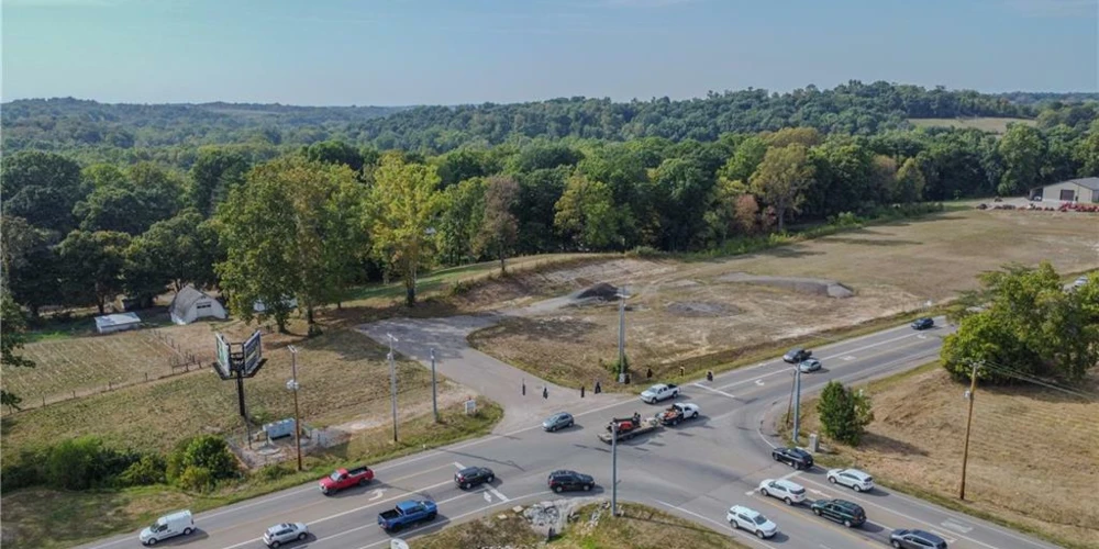 3322 Newark Rd, Zanesville, OH for sale