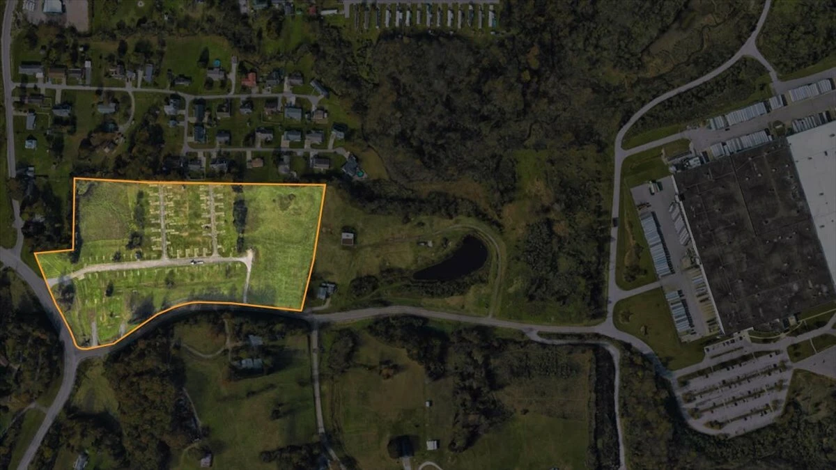0 Pike Street & Hino Drive , Mineral Wells, WV for sale