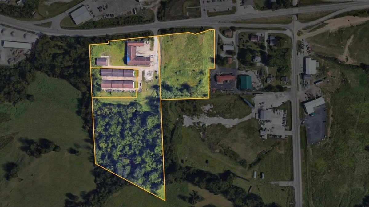 1321 Dupont Road, Parkersburg, WV for sale