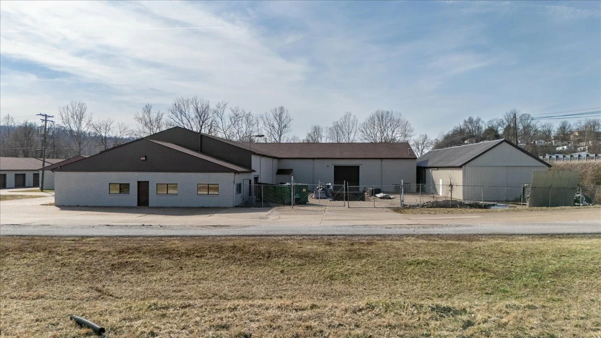 1321 Dupont Road, Parkersburg, WV for sale