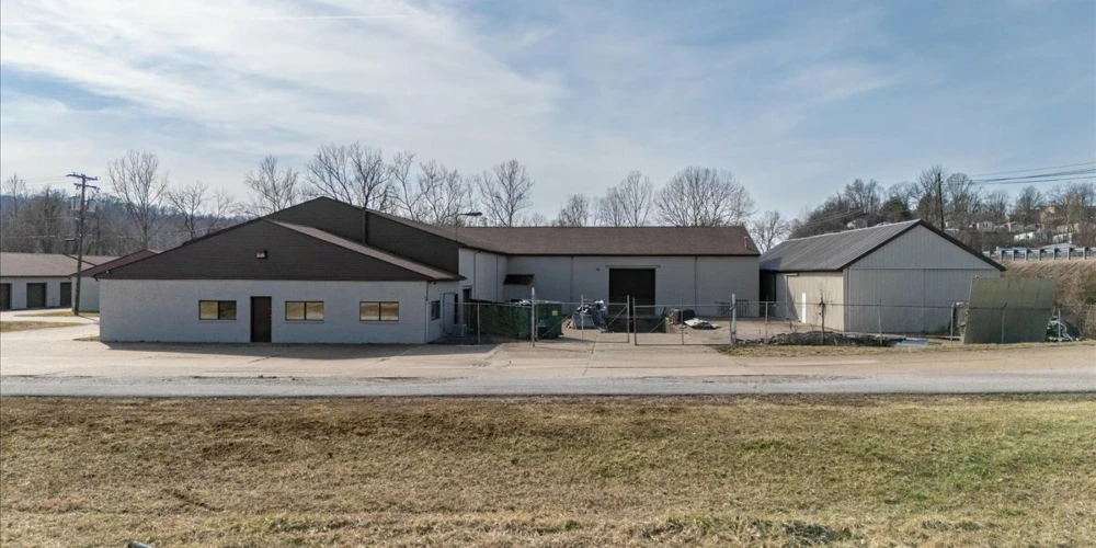 1321 Dupont Road, Parkersburg, WV for sale