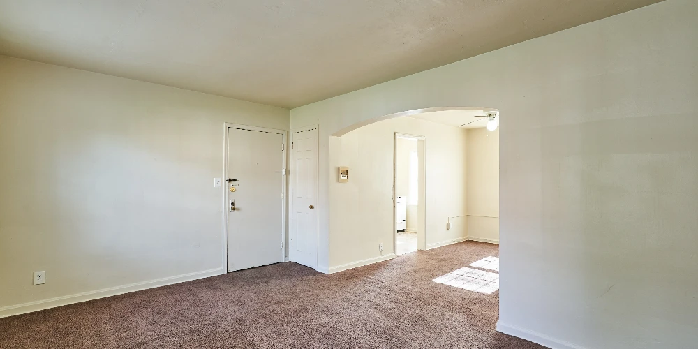 1581 Coventry Rd, Cleveland, OH for sale