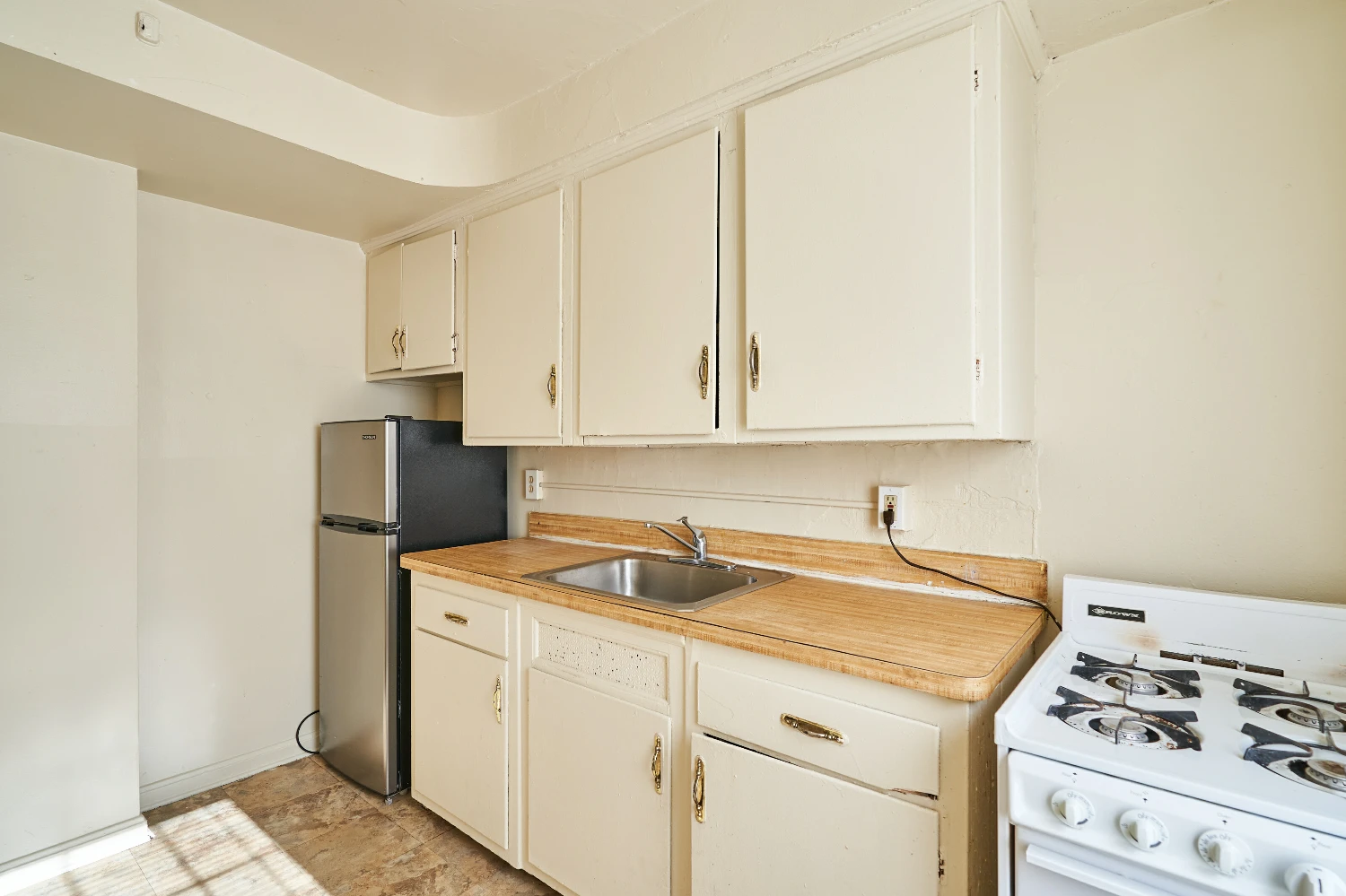 1581 Coventry Rd, Cleveland, OH for sale