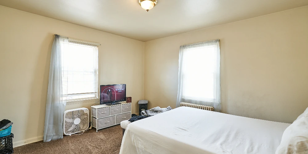 1581 Coventry Rd, Cleveland, OH for sale