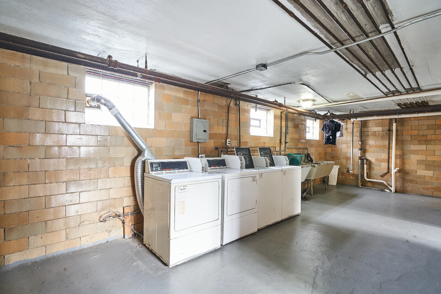 1581 Coventry Rd, Cleveland, OH for sale