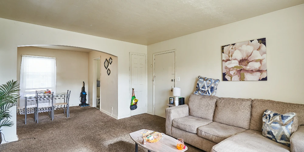 1581 Coventry Rd, Cleveland, OH for sale