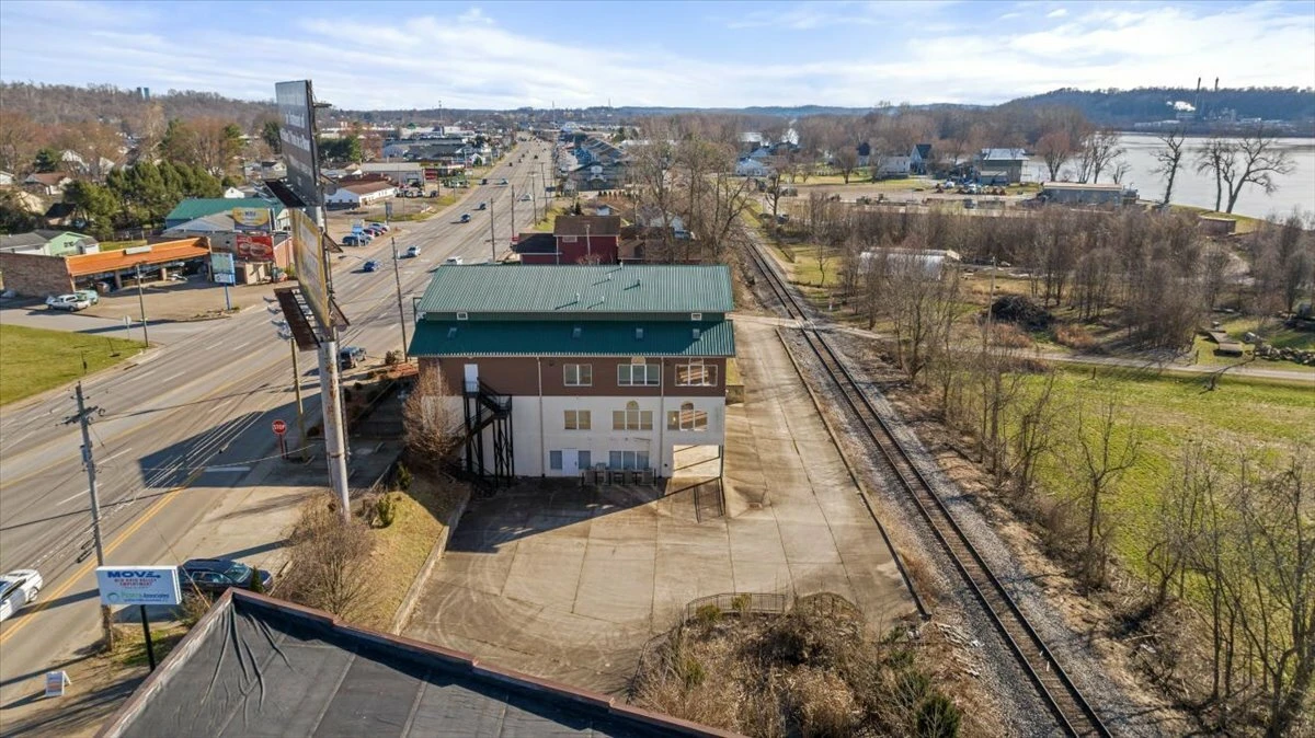 1903 Grand Central Ave, Vienna, WV for sale
