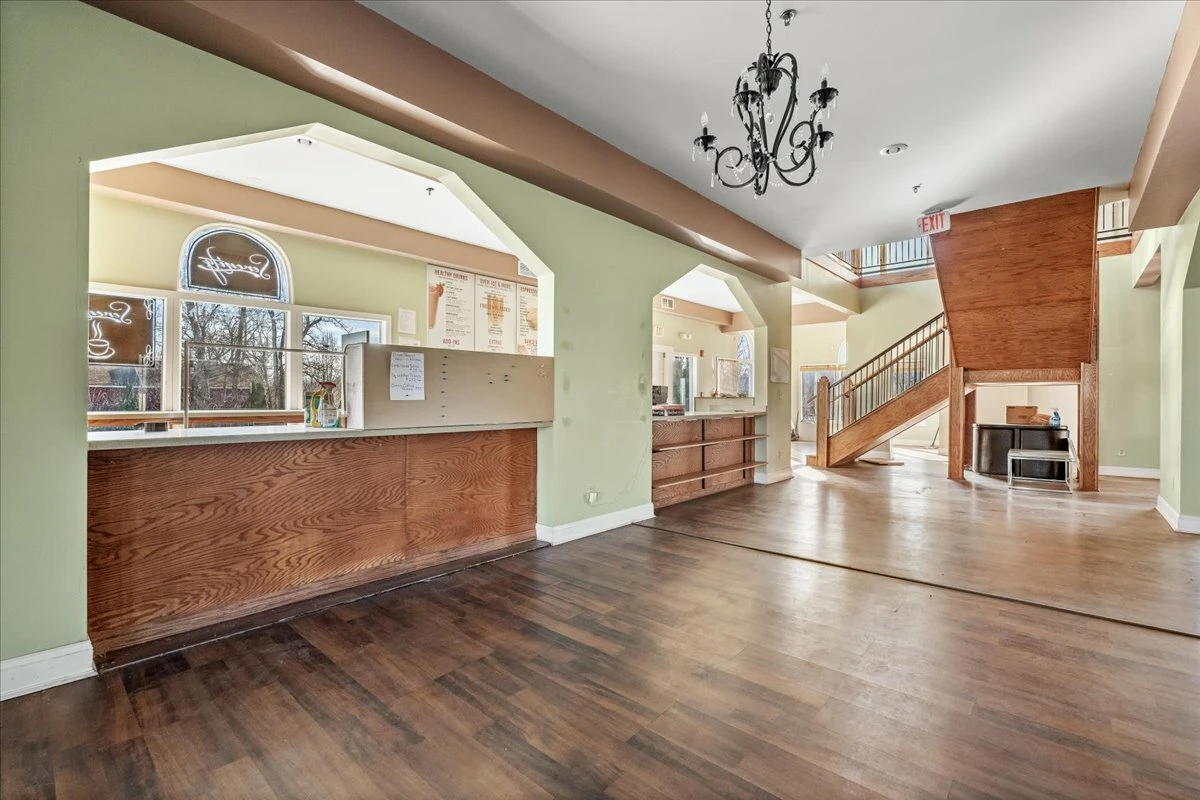 1903 Grand Central Ave, Vienna, WV for sale