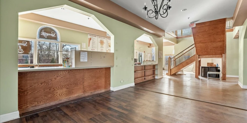 1903 Grand Central Ave, Vienna, WV for sale