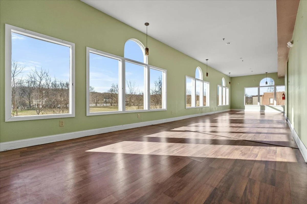 1903 Grand Central Ave, Vienna, WV for sale