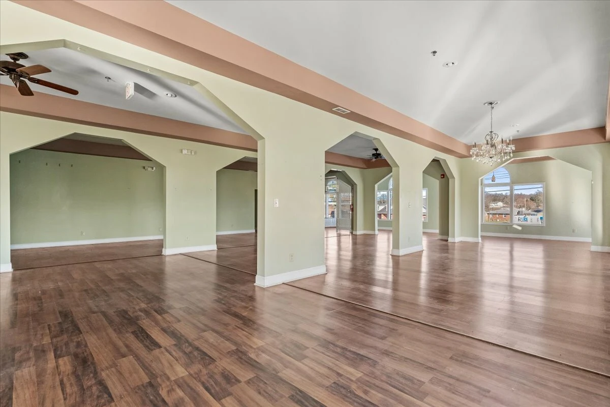 1903 Grand Central Ave, Vienna, WV for sale