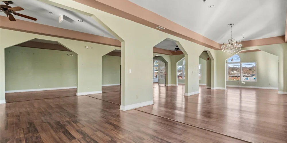 1903 Grand Central Ave, Vienna, WV for sale