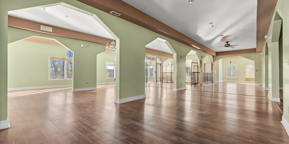 1903 Grand Central Ave, Vienna, WV for sale