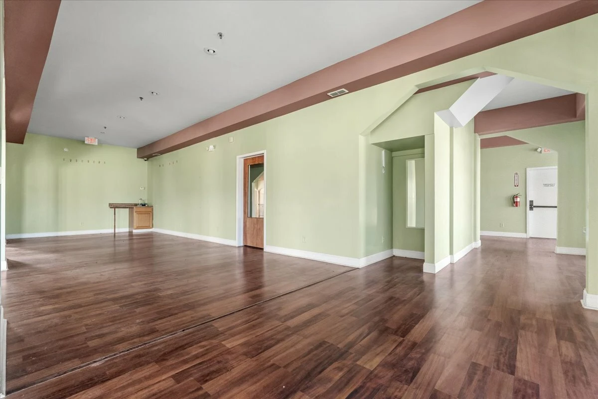 1903 Grand Central Ave, Vienna, WV for sale