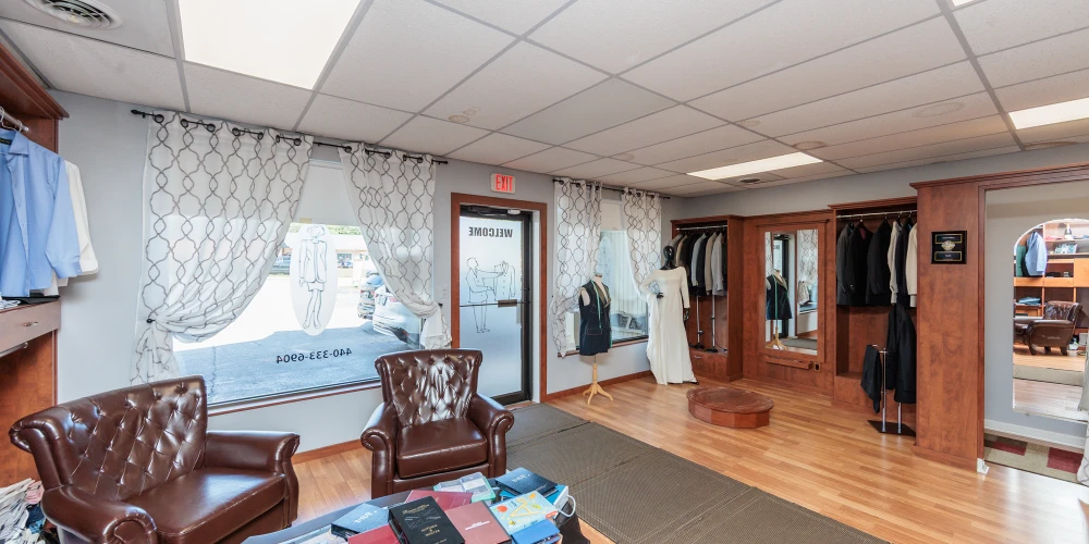 2085 Clague Rd, Westlake, OH for sale