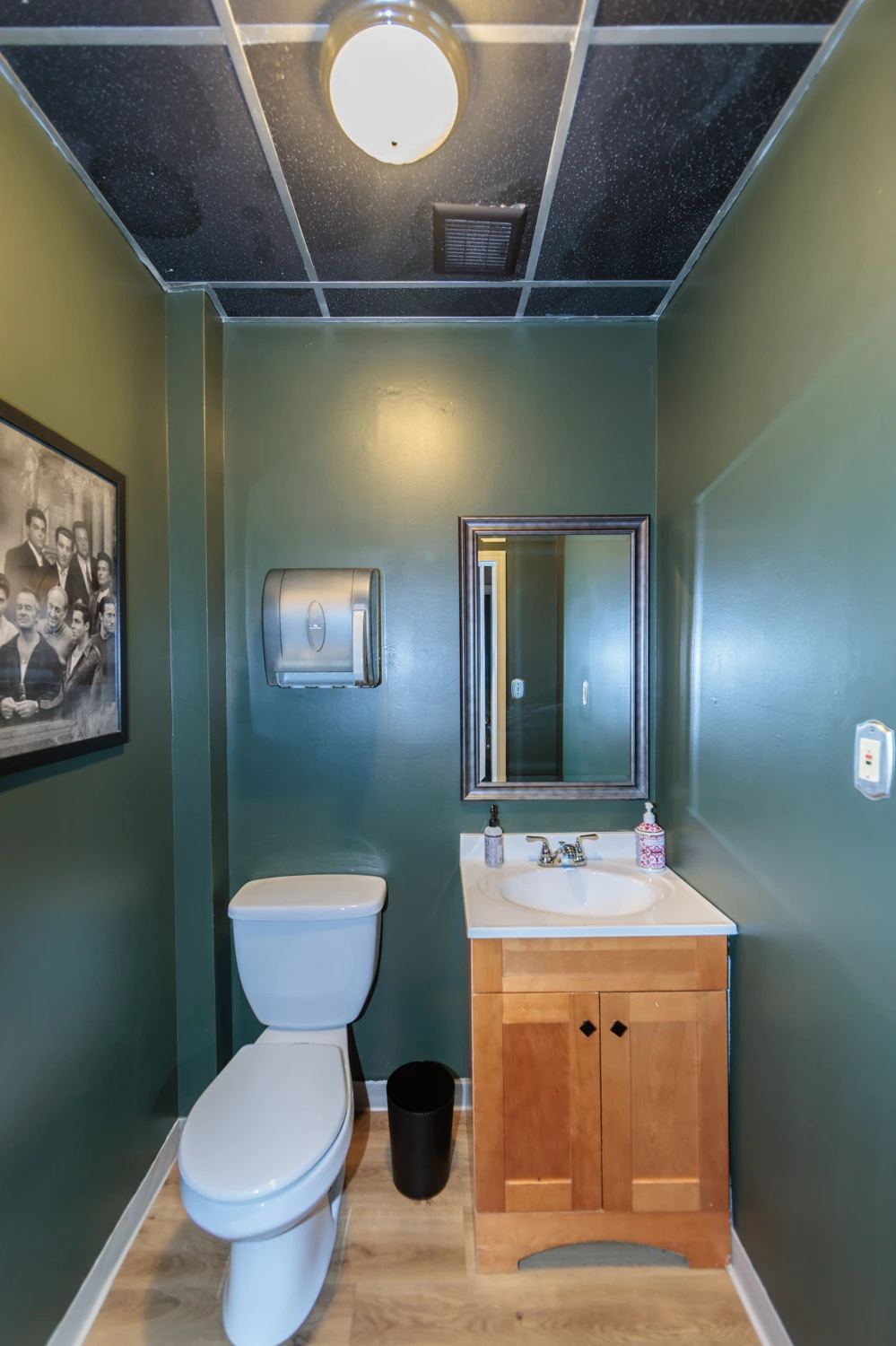 2085 Clague Rd, Westlake, OH for sale