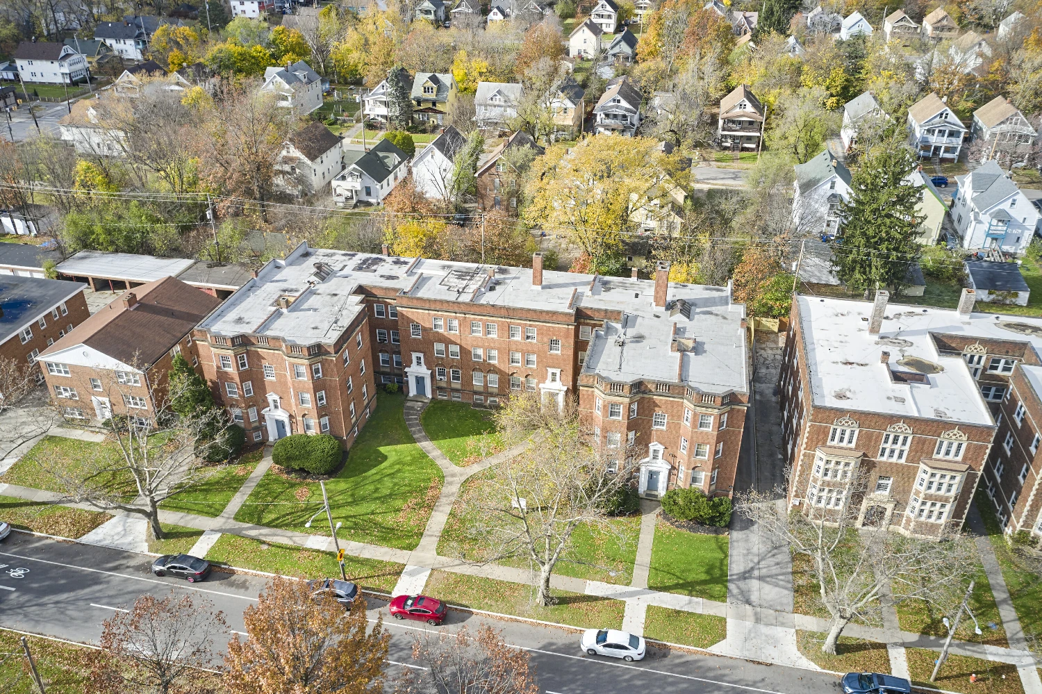 3016 S Moreland Blvd, Cleveland, OH for sale