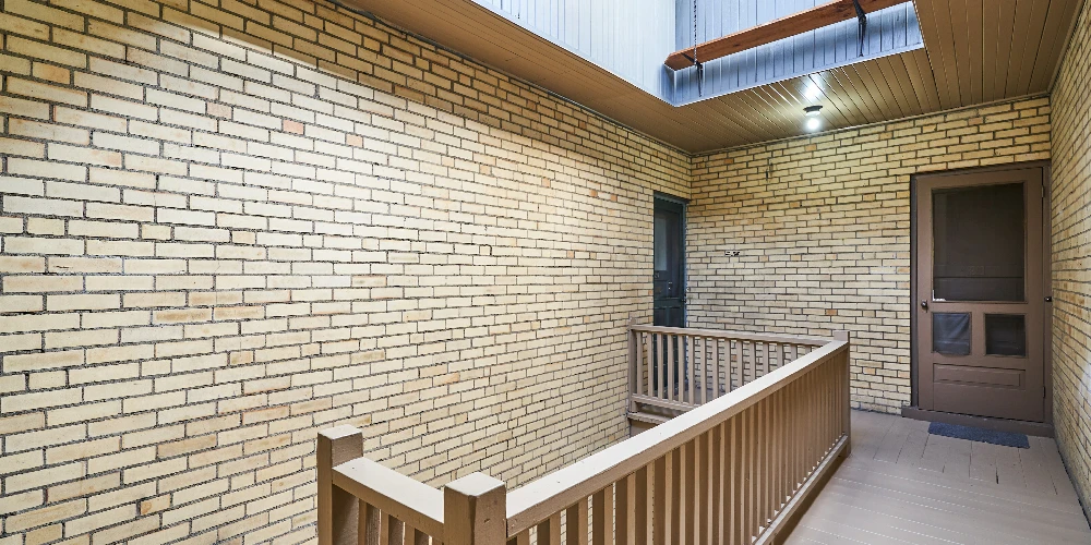 3016 S Moreland Blvd, Cleveland, OH for sale