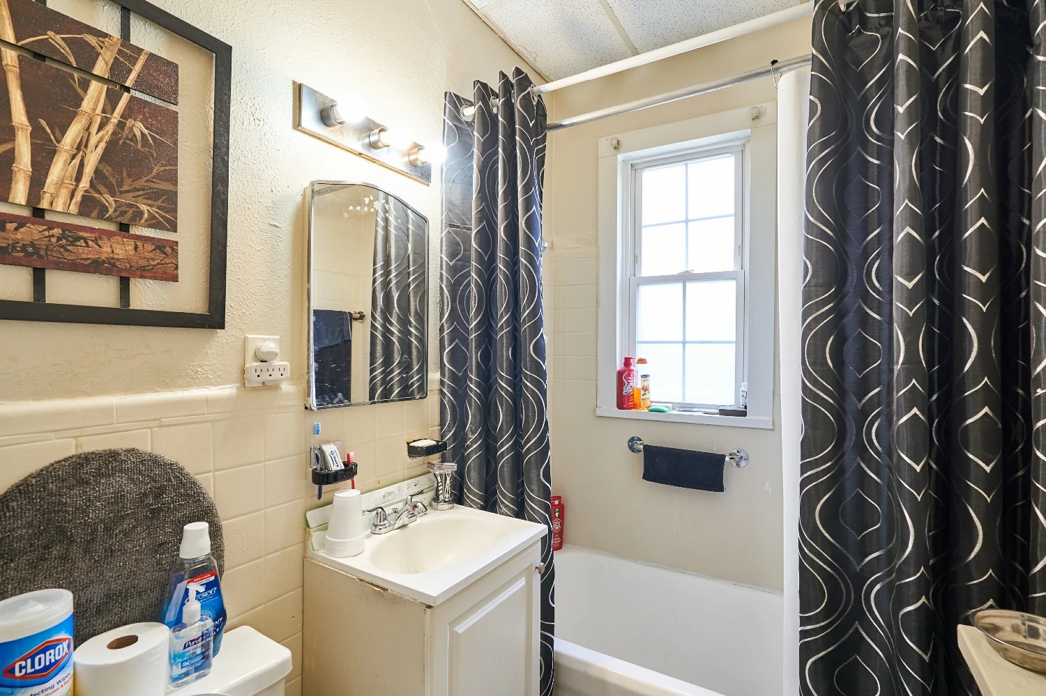 3016 S Moreland Blvd, Cleveland, OH for sale