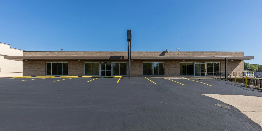 3050 Kettering Boulevard, Moraine, OH for sale