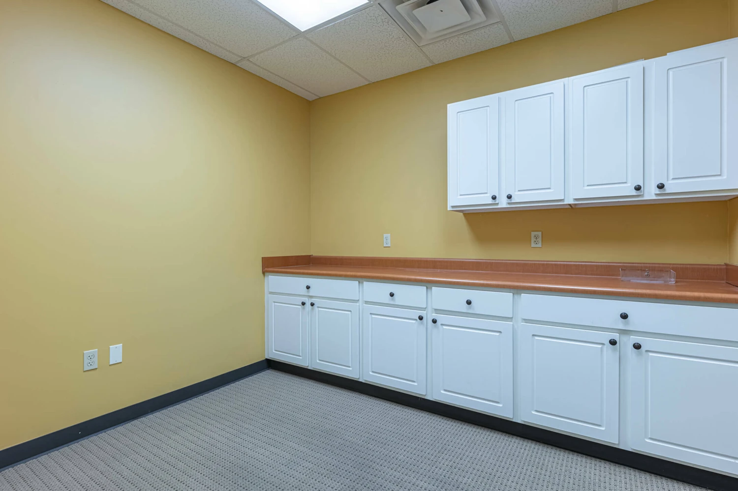 3050 Kettering Boulevard, Moraine, OH for sale