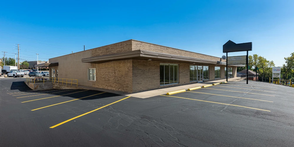 3050 Kettering Boulevard, Moraine, OH for sale