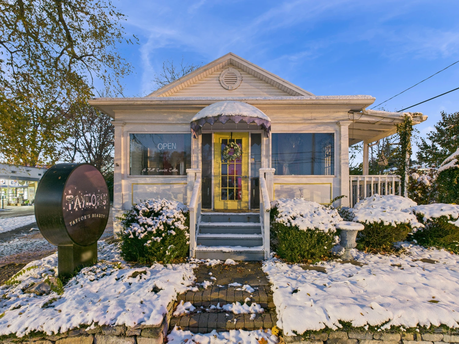 329 E Dayton Dr, Fairborn, OH for sale