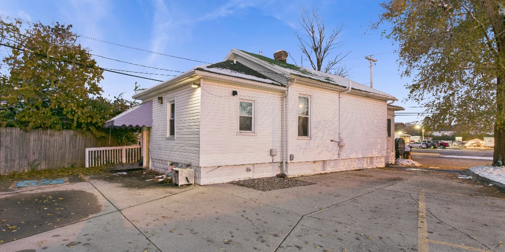 329 E Dayton Dr, Fairborn, OH for sale