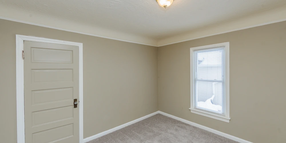 5062 Lee Rd, Maple Heights, OH for sale