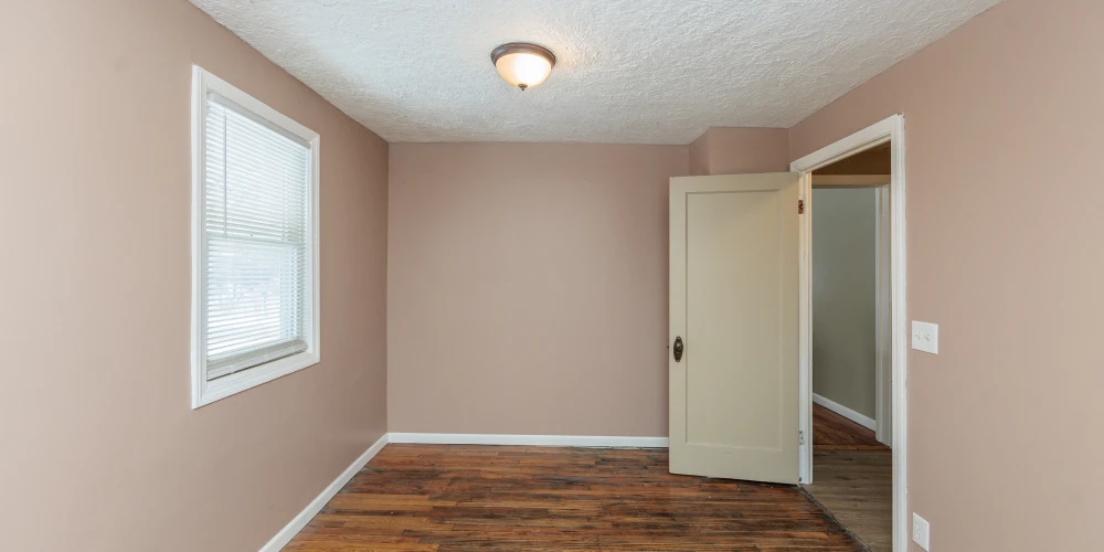 5062 Lee Rd, Maple Heights, OH for sale