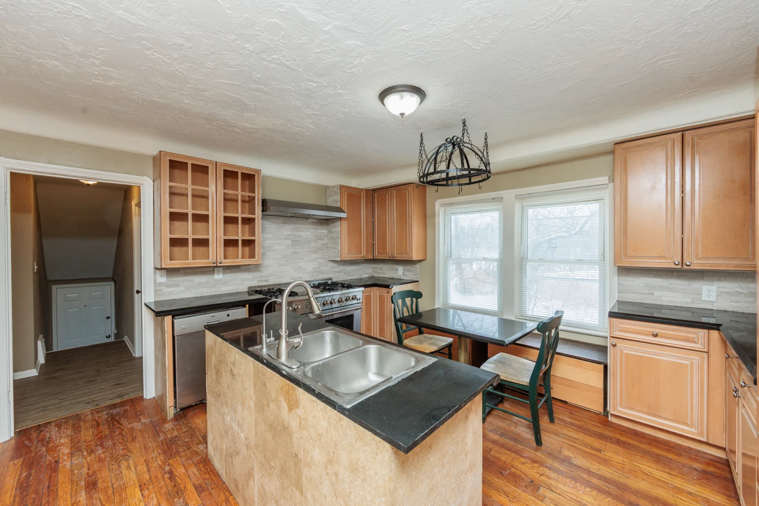5062 Lee Rd, Maple Heights, OH for sale