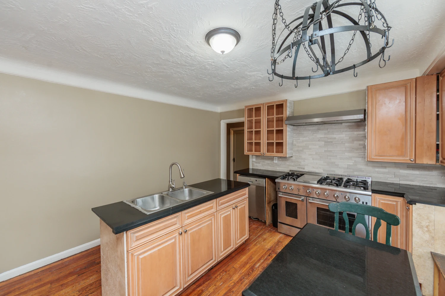 5062 Lee Rd, Maple Heights, OH for sale