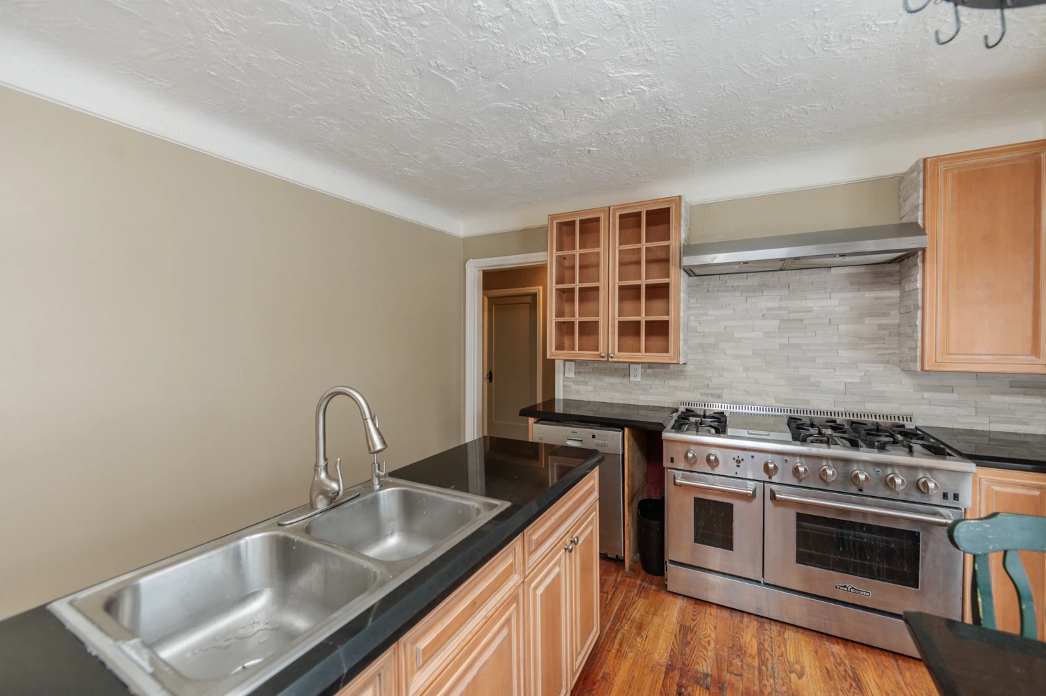 5062 Lee Rd, Maple Heights, OH for sale