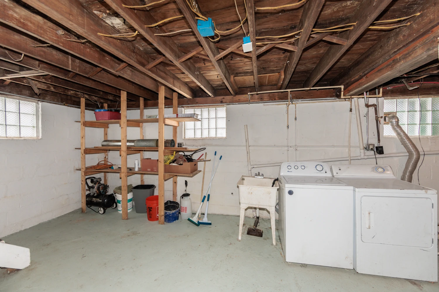 5062 Lee Rd, Maple Heights, OH for sale