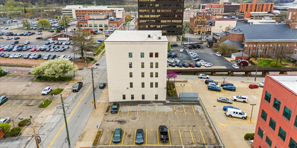 601 Avery St, Parkersburg, WV for sale