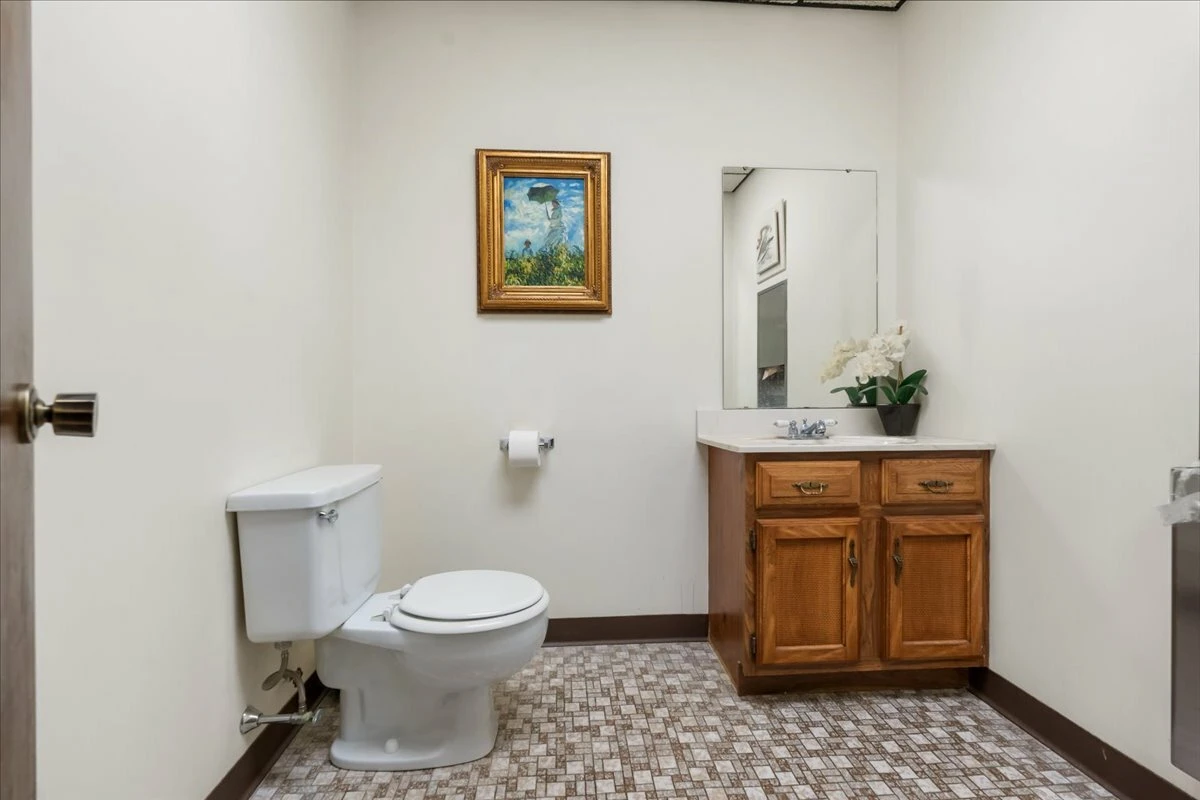 601 Avery St, Parkersburg, WV for sale