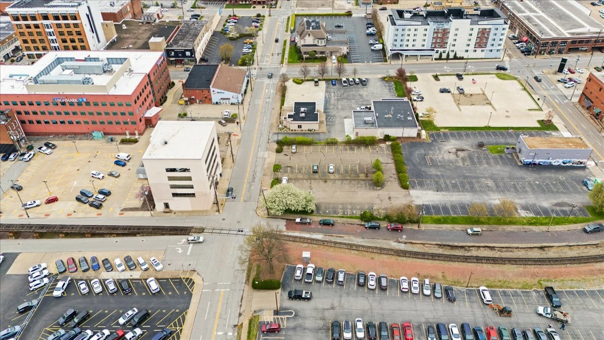 601 Avery St, Parkersburg, WV for sale