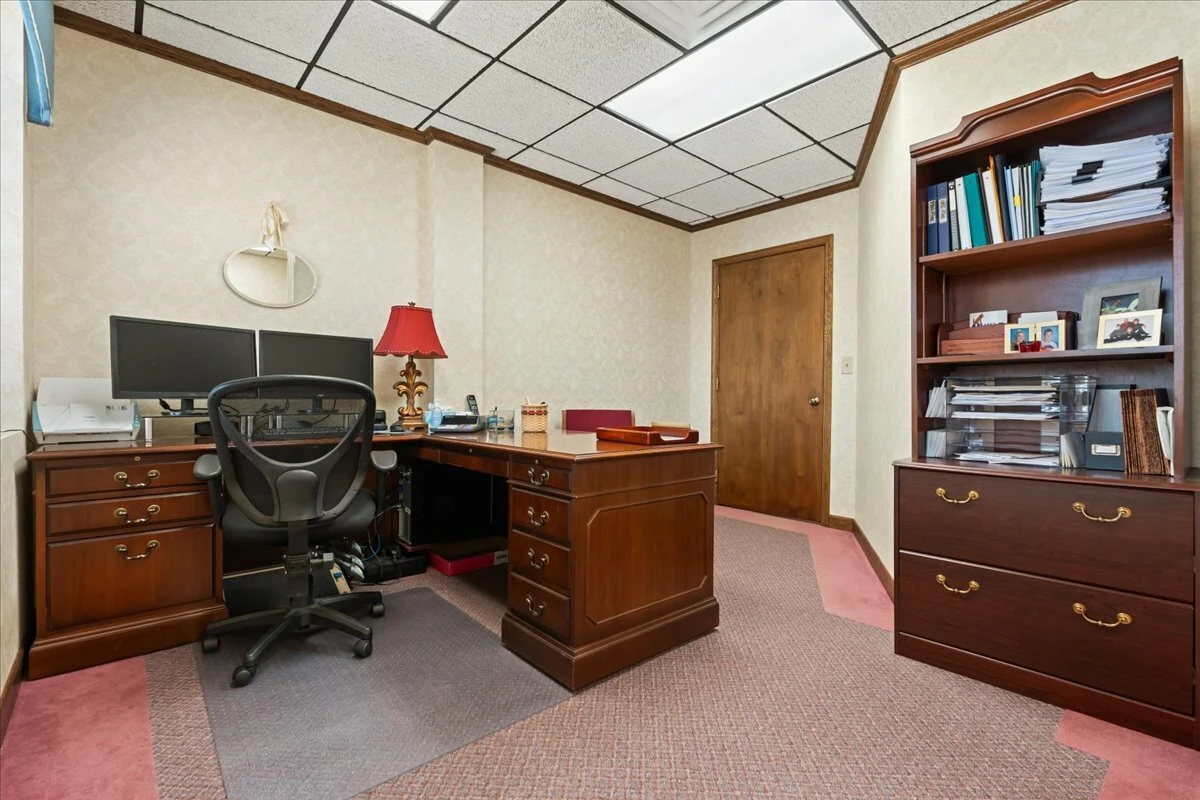 601 Avery St, Parkersburg, WV for sale