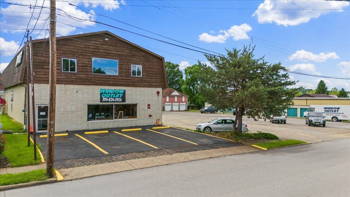 636 Camden St, Parkersburg, WV for sale