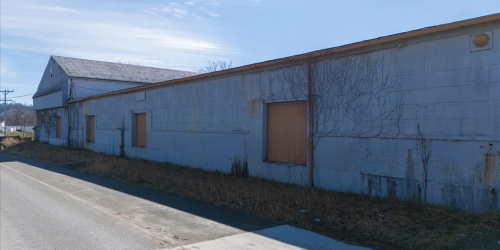 828 Depot St , Parkersburg, WV for sale