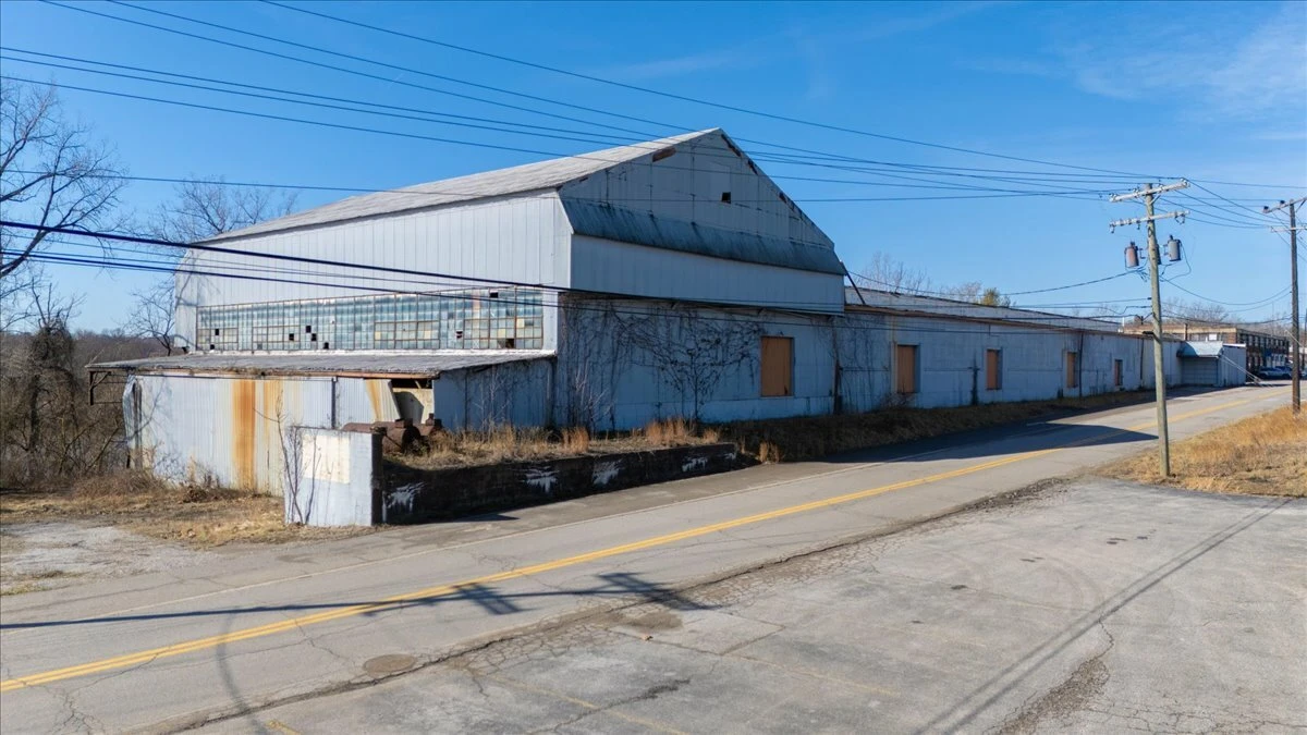 828 Depot St , Parkersburg, WV for sale