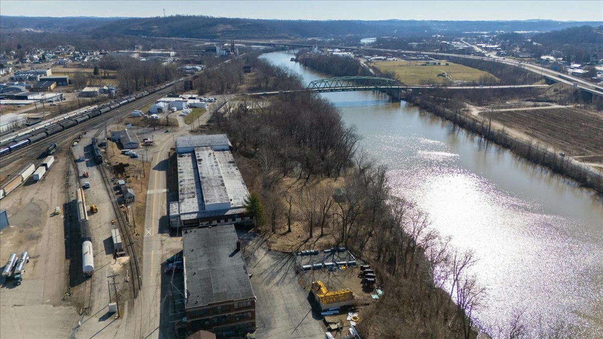 828 Depot St , Parkersburg, WV for sale