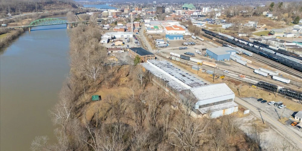 828 Depot St , Parkersburg, WV for sale